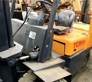 Chariot élévateur Komatsu FD50 d'occasion de haute qualité à vendre - Product Image 4