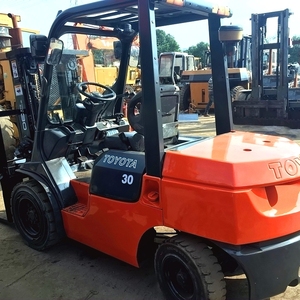 Chariot élévateur TOYOTA FD30 d'occasion, bas prix, en promotion - Product Image 3
