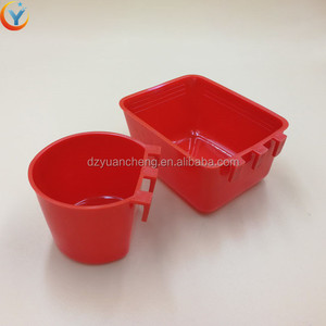 Bebedouro de Plástico para Pombos, Galinhas e Coelhos, Alimentador Suspenso com Ganchos, Mais Vendido - Product Image 6