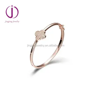 925 silver Micro pave Setting Four-leaf clover bangle