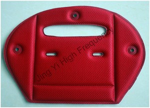 Machine de traitement de doublures de casque haute fréquence à cylindre de renforcement avec fonctions de soudage et de découpe - Product Image 5