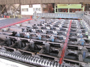 Anshan Fenghui โต๊ะลูกกลิ้งเย็นเตียงสำหรับเครื่อง <span class=keywords><strong>CCM</strong></span> - Product Image 3
