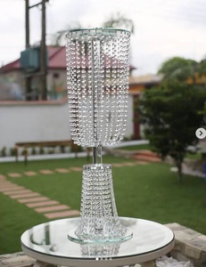 Guirlande <span class=keywords><strong>De</strong></span> Noël <span class=keywords><strong>Table</strong></span> Cylindre Clair Cristal Fleur Stands Pièce Maîtresse <span class=keywords><strong>Pour</strong></span> La Décoration <span class=keywords><strong>De</strong></span> <span class=keywords><strong>Table</strong></span> <span class=keywords><strong>De</strong></span> Mariage - Product Image 1