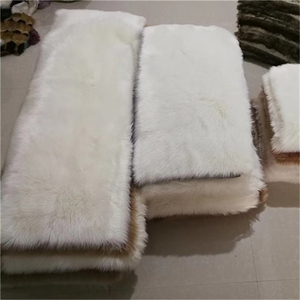 Tapis blanc en polyester, poils longs, fausse fourrure de mouton, pour canapé - Product Image 4