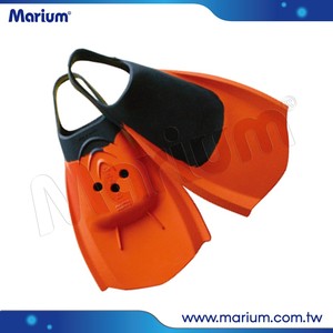 Ailerons de natation en caoutchouc à lame courte durables pour sports nautiques, natation et surf - Product Image 2