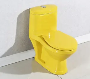 幼儿园黄色儿童厕所