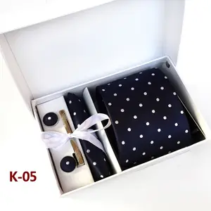 Custom Logo Necktie Men Ties Wholesale Private Label Silk TiesとGift Box