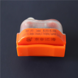 Luz de chaleco salvavidas LED aprobada por SOLAS con batería de litio, certificado CCS para salvavidas para chaleco salvavidas - Product Image 4