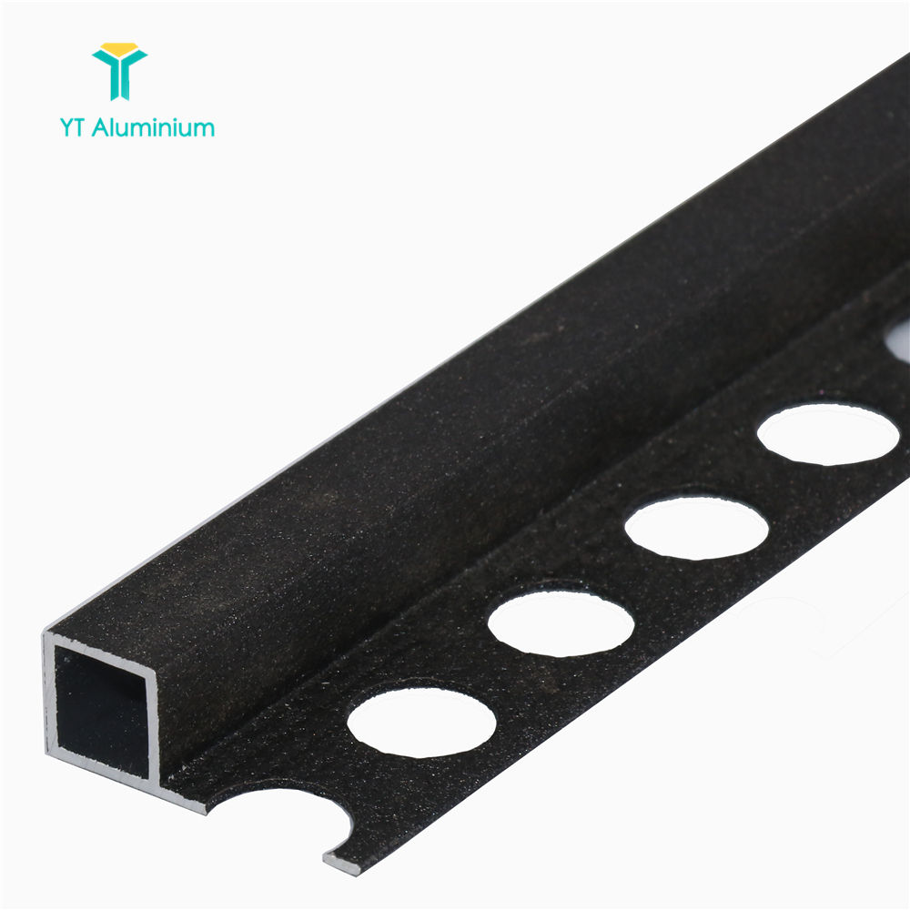 Azulejo De Metal Preto No Telhado Da Casa. O Material Para O Telhado Da Casa O Material Para Image273854927