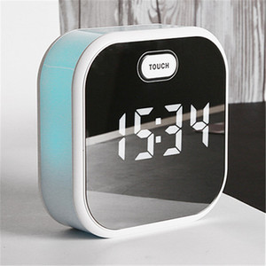 Bảng Đèn LED 7 Màu, Có Thể Sạc Lại, Điều Khiển Bằng Âm Thanh, Đèn Báo Thức Kỹ Thuật Số 3 Màu - Product Image 1