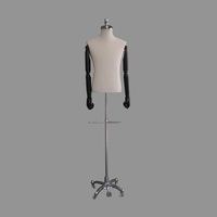 Neuer Stil Hochwertige Schaufensterpuppe Vintage FRP Männliche Büste Anpassbare Schneiderpuppe Modell-Mannequin Stehende Pose