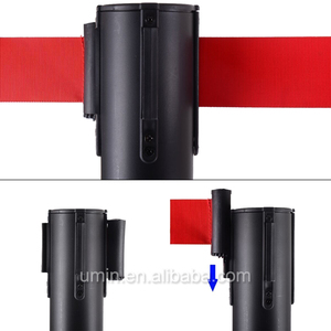 Nero Verniciato a Polvere Retrattile Cintura Coda Barriera - Product Image 2