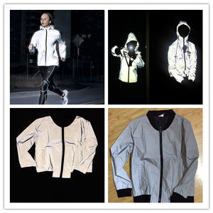 سترة بومبر عاكسة للضوء بتصميم جديد للسلامة الليلية في الهواء الطلق، عالية الوضوح للجنسين، مع غطاء للرأس، ملابس عاكسة أنيقة - Product Image 2