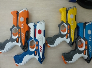 Juego <span class=keywords><strong>de</strong></span> etiquetas láser infrarrojas Mini Horse-Kit <span class=keywords><strong>de</strong></span> 4 <span class=keywords><strong>pistolas</strong></span> para <span class=keywords><strong>juegos</strong></span> en interiores y exteriores, juego <span class=keywords><strong>de</strong></span> etiquetas láser para niños y niñas - Product Image 6