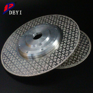 Disque <span class=keywords><strong>de</strong></span> lame <span class=keywords><strong>de</strong></span> <span class=keywords><strong>scie</strong></span> à découper en forme <span class=keywords><strong>de</strong></span> triangle <span class=keywords><strong>de</strong></span> diamant soudé au laser et presse à chaud pour marbre, granit et pierre Support personnalisé OEM - Product Image 4