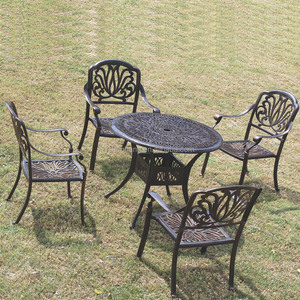 Set <span class=keywords><strong>da</strong></span> Pranzo <span class=keywords><strong>Rotondo</strong></span> Bianco per Esterni con Tavolo e Sedie in Alluminio Pressofuso per <span class=keywords><strong>Giardino</strong></span> - Product Image 3