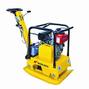 Mesin Diesel Vibrating Piring Compactor