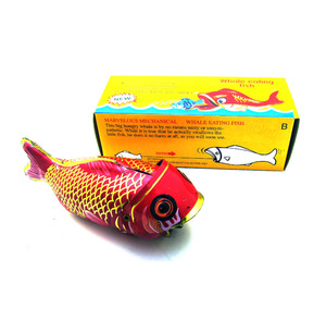 レトロなブリキのおもちゃがクジラを食べる魚のおもちゃブリキのおもちゃヴィンテージクラフトコレクション
