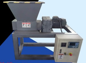 Macchina per il riciclaggio di rifiuti di vetro bottiglia di birra trituratore bottiglie di vetro frantoio - Product Image 4