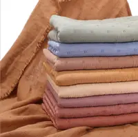 Hot Sale neue Baumwolle und Leinen Schal für Frauen reine Farbe Sonnenschutz großen Schal literarischen Stil Turban muslimischen Schal