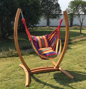 <span class=keywords><strong>Fauteuil</strong></span> <span class=keywords><strong>hamac</strong></span> en bois avec tissu rayé, balançoire de loisirs - Product Image 1