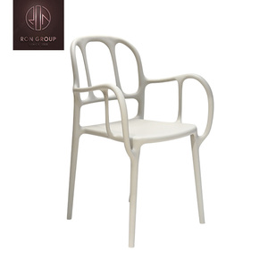 Silla de Plástico de Resina PP de Diseño <span class=keywords><strong>Italiano</strong></span> Moderno para Oficina, Restaurante, Sala de Estar y Comedor, al Mejor Precio - Product Image 1