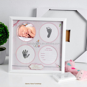 2016 Mejor calidad caliente de <span class=keywords><strong>la</strong></span> venta de <span class=keywords><strong>mi</strong></span> primer año del bebé marco de fotos de madera con almohadilla de tinta - Product Image 1