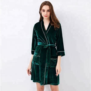 Robe de chambre rétro en velours soyeux pour femme, col en V, manches courtes, couleur unie, pour l'été et l'automne, taille XL, vêtement de nuit - Product Image 3