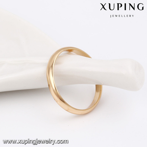 13766 Xuping 18k color oro gracioso <span class=keywords><strong>anillo</strong></span> <span class=keywords><strong>de</strong></span> <span class=keywords><strong>casado</strong></span> con diseño simple para mujeres y hombres - Product Image 6
