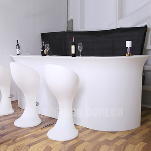 Mostrador de barra LED moderno Coolqing, muebles de plástico luminosos geniales para el hogar y bares comerciales, venta de mesas de fiesta - Product Image 1