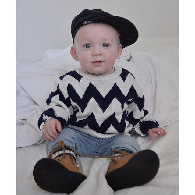 2017 новая осенняя одежда для новорожденных волнистым узором вязаный шерстяной свитер дизайн для ребенка