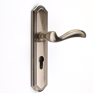 高品质韧性欧洲标准锌把手门带锁 - Product Image 4
