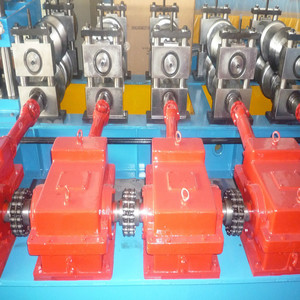 Machine de formage de garde-corps d'autoroute, ligne de production d'acier, machine de fabrication de panneaux - Product Image 3