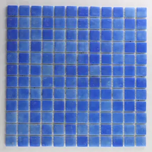 Modern decor swimming pool using glazed blue glass mosaic tiles