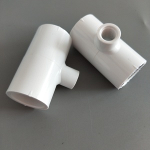 Tubería de <span class=keywords><strong>PVC</strong></span> de 1/2 ", accesorios en T para <span class=keywords><strong>bebedero</strong></span> de aves de corral, <span class=keywords><strong>bebedero</strong></span>, vasos y tetinas - Product Image 1