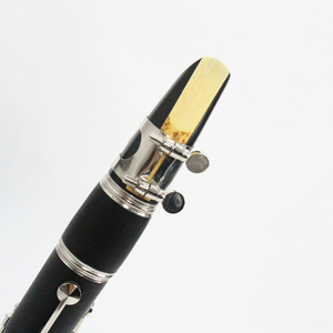 Instrumento de viento de madera OEM, el <span class=keywords><strong>clarinete</strong></span> de tono <span class=keywords><strong>Eb</strong></span> de 17 teclas de goma dura niquelada más vendido - Product Image 3