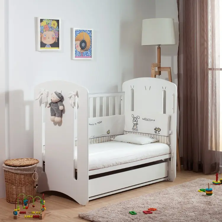 Tempat Tidur Bayi, Kayu Pinus Warna Putih Polos untuk Bayi/Sofa Bayi/Tempat Tidur Bayi