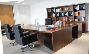 2025 Modern Style Boss Office Executive Tisch Furnier Manager Office Desk Zertifizierung - Product Image 2