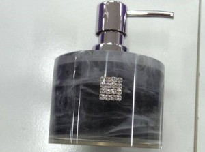 DISPENSADOR DE JABÓN LÍQUIDO FORMA CUADRADA - Product Image 5