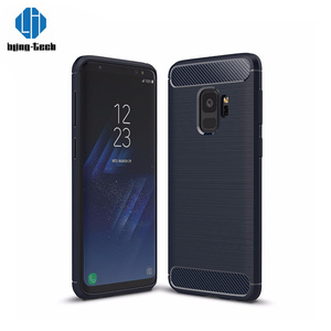 <span class=keywords><strong>Meilleur</strong></span> vente en fiber de carbone brosse pour <span class=keywords><strong>samsung</strong></span> galaxy <span class=keywords><strong>s9</strong></span> <span class=keywords><strong>s9</strong></span> <span class=keywords><strong>plus</strong></span> antichoc noir tpu cas de couverture arrière - Product Image 2