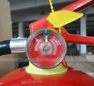 เครื่องดับเพลิงเคมี<span class=keywords><strong>10LBS</strong></span> แบบแห้ง ABC สำหรับใช้ในบ้านรถยนต์สำนักงาน - Product Image 6