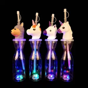 Penjualan Laris Cangkir Led Botol Sedotan dan Sedotan Berkedip Unicorn Plastik Berkedip Led