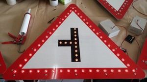 Éclairage solaire led matériau réfléchissant <span class=keywords><strong>triangle</strong></span> panneaux de <span class=keywords><strong>signalisation</strong></span> - Product Image 2