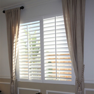 Cửa Chớp Đồn Điền Cửa Sổ PVC An Ninh Nội Thất Độc Quyền Nội Thất Chất Lượng Cao - Product Image 3