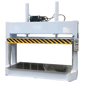 Presse hydraulique à froid pour porte en bois Machine de pressage à froid pour le travail du bois - Product Image 1