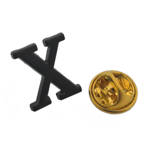 Pin de Metal con Logotipo Personalizado Grabado, Económico, para Bolsos y Ropa - Product Image 2