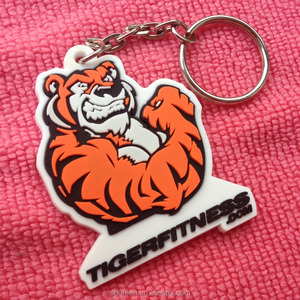 Etiqueta de Goma de PVC con Logotipo de Tigre 3D Hecha a Mano, Etiqueta de Goma en Relieve para Llavero de Prendas - Product Image 1