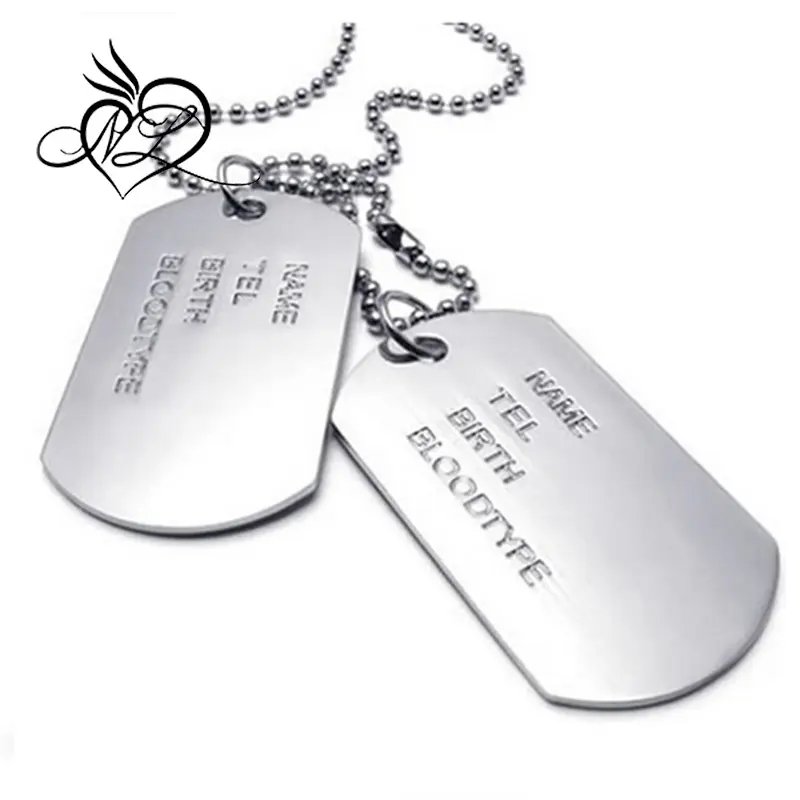 Army Style 2個Dog Tag Pendant Mens Necklace Chain、Silver