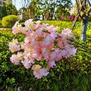 Diversi Tipi di Seta Cherry Blossom Ramo di Un Albero Artificiale <span class=keywords><strong>Sakura</strong></span> Fiore Per La Decorazione di Nozze - Product Image 3
