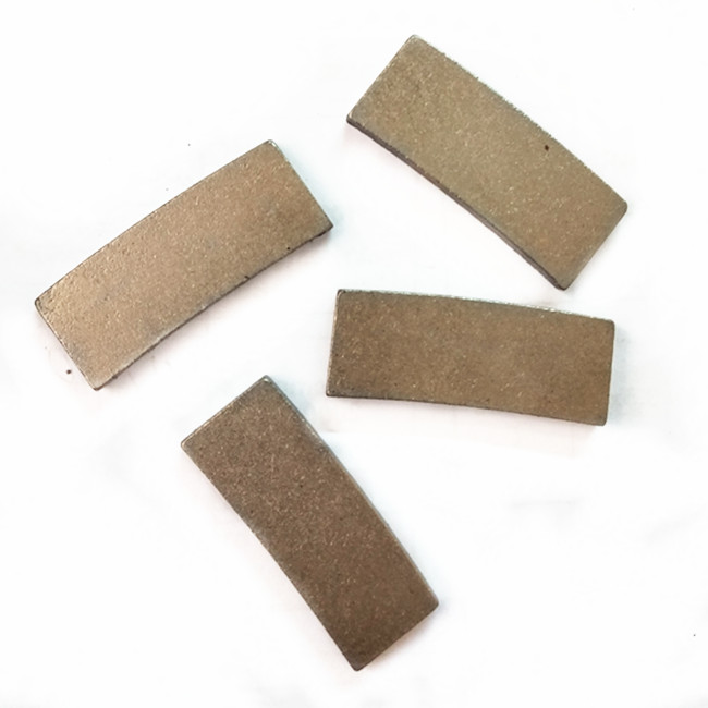 Сегменты алмазной резки для индонезийских камней 40*4*15 мм